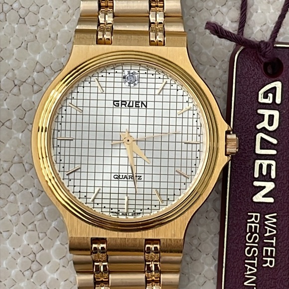 New! Vintage Gruen Quartz Watch w/ Diamond Marker - Picture 1 of 16